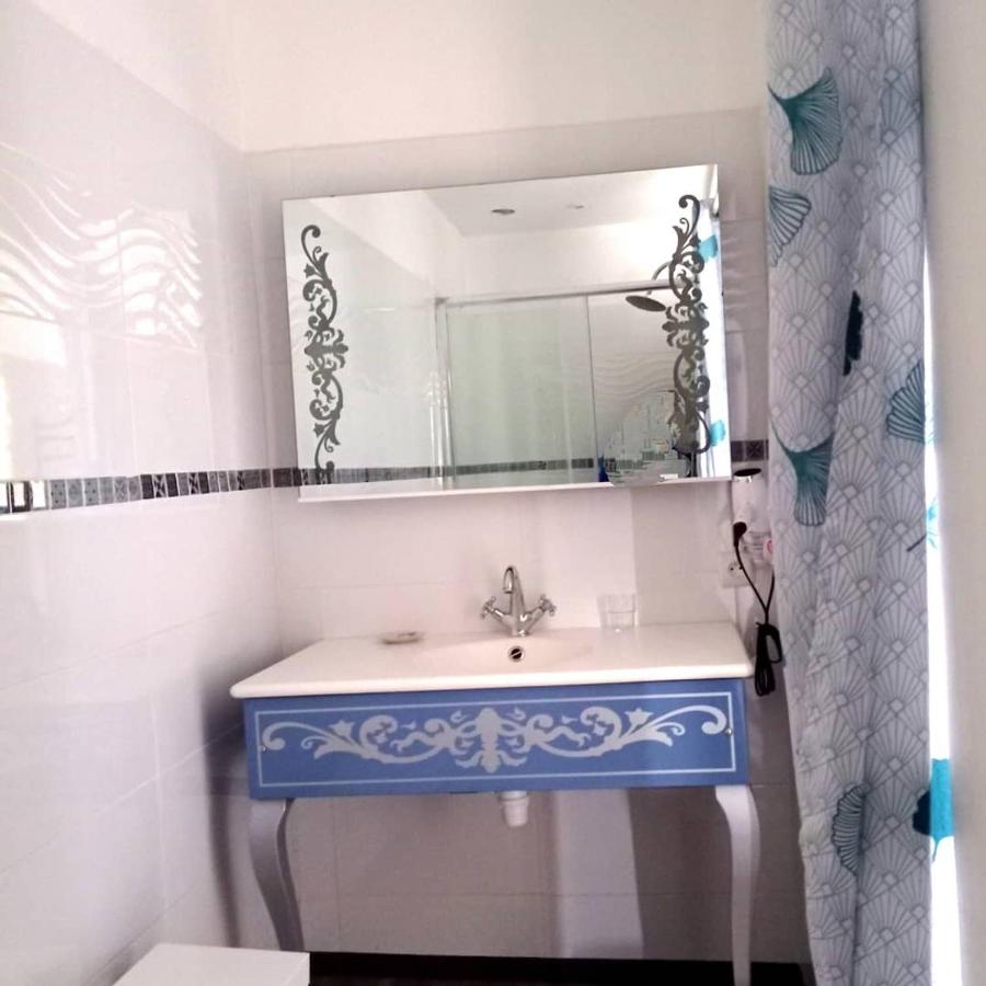 Habitación Doble con baño privado externo