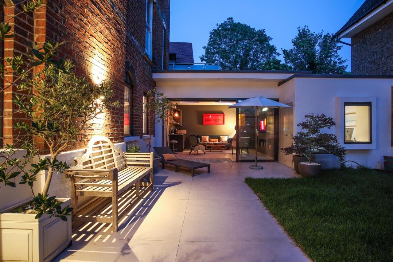 Stunning, architecturally designed Garden Studio with Parking - Bed and Breakfast