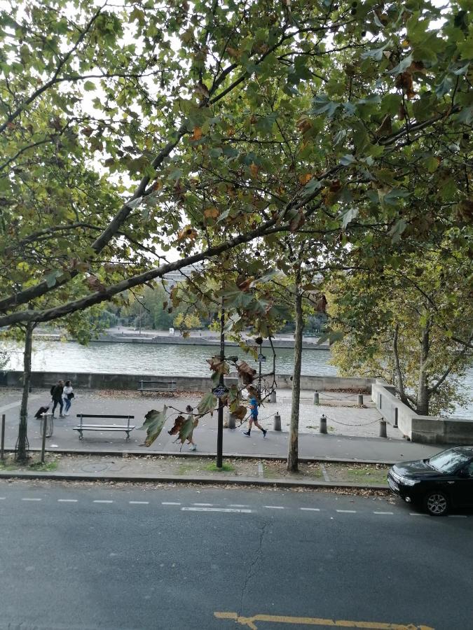 Lovely flat on the seine river - B&B