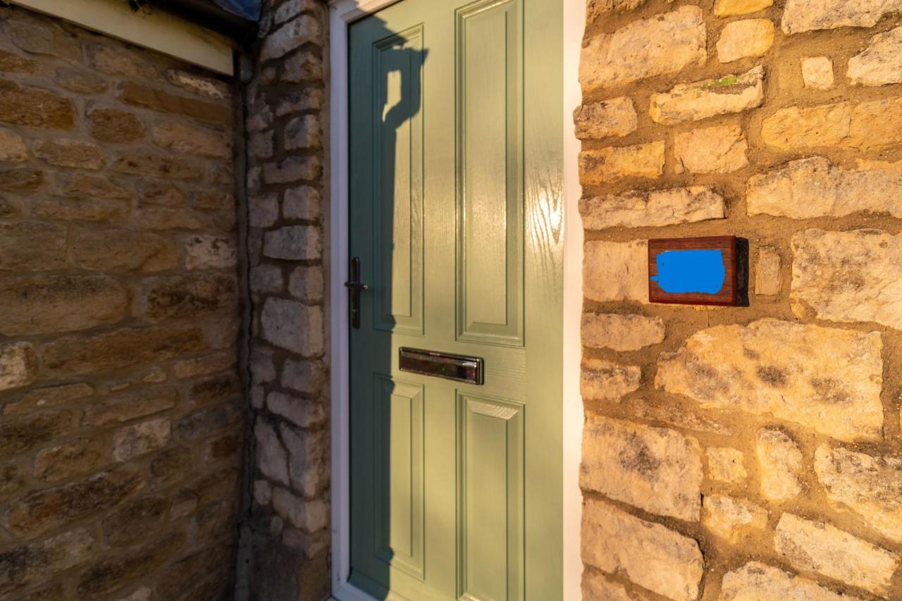 Bumble Bee Cottage Witney Serviced accommodation - Ferienwohnung