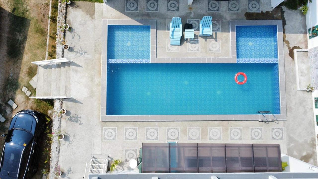 Mangroves & Sandbar Private Resort - B&B Calatagan