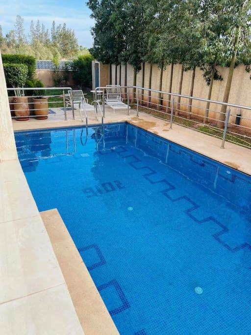 B&B Marrakech - Villa moderne, piscine privée, 5 minutes du centre - Bed and Breakfast Marrakech