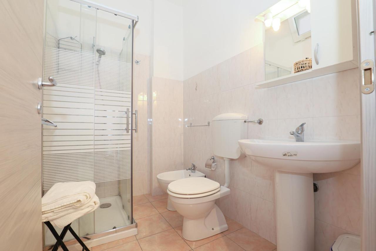 Doppelzimmer mit Balkon
