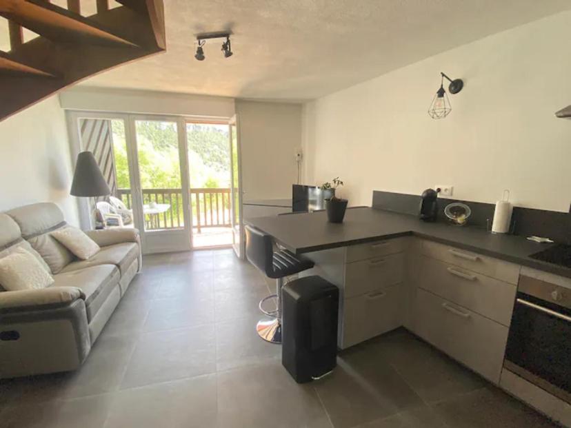 appartement T3 idéalement situé - B&B