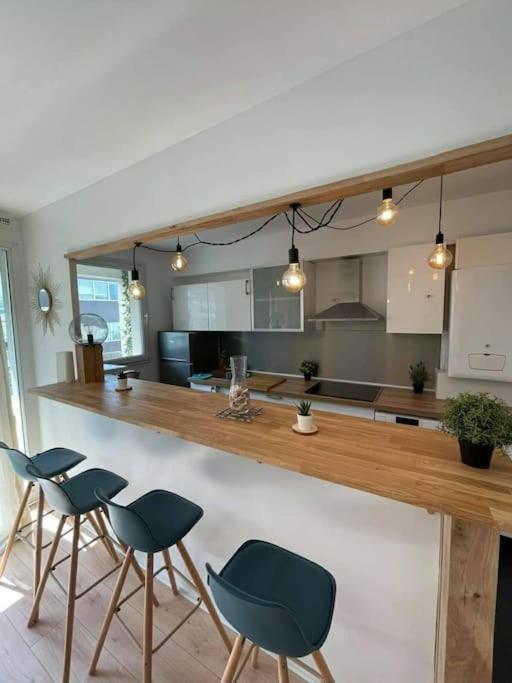 Spacieux, moderne et familiale - Paris à porte - Au pied du métro 14 - Chambres d'hôtes Clichy