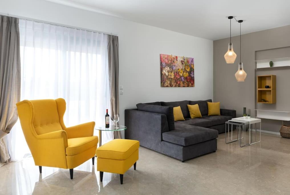 Luxurious and modern house near town and beach - B&B