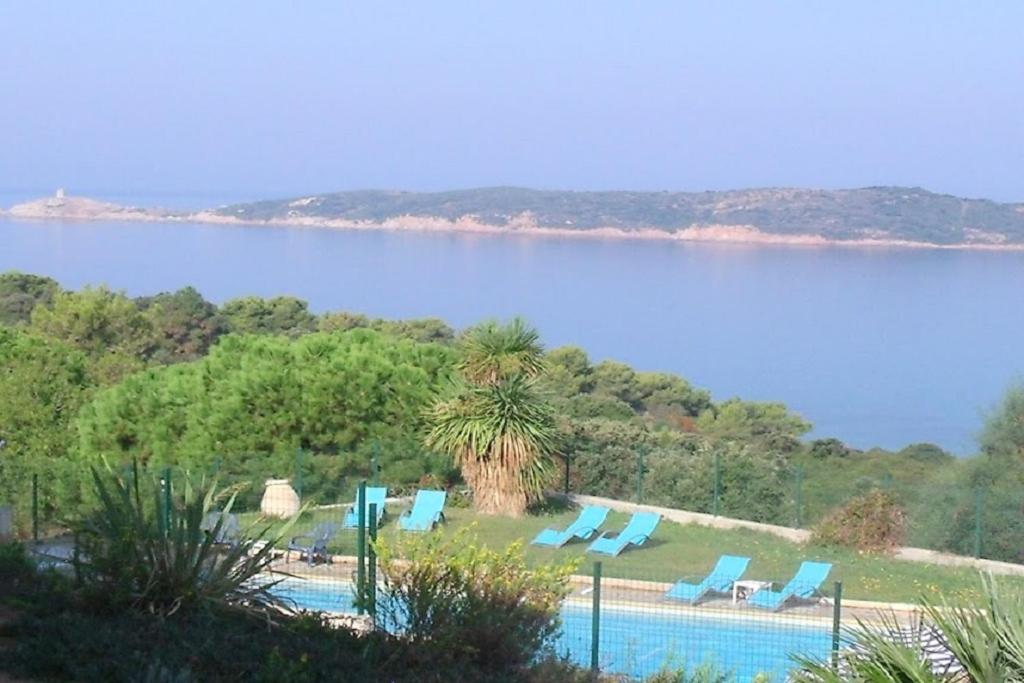RESIDENCE ELLADA 2 PISCINE PLAGE VUE MER - Chambres d’hôtes