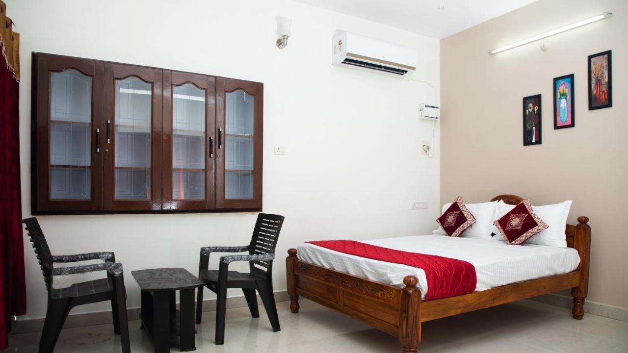 B&B Chennai - Sai Residency ECR - Bed and Breakfast Chennai