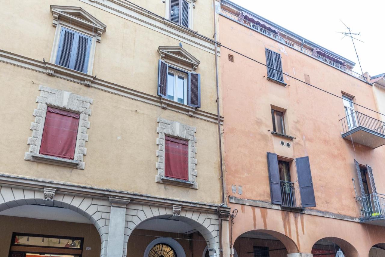 Maison Chanel, Bologna By Short Holidays - B&B Bologna