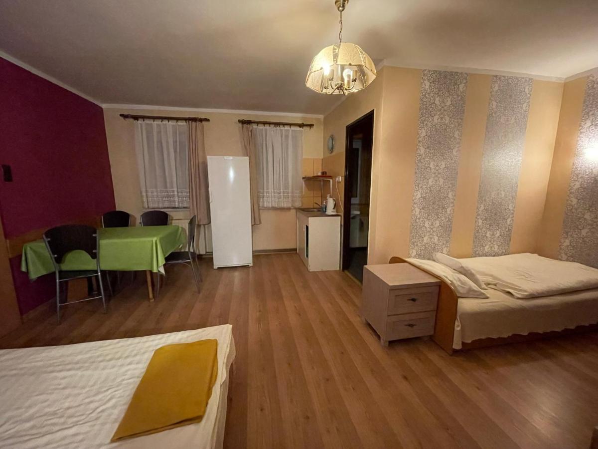 Quadruple Room with Private Bathroom