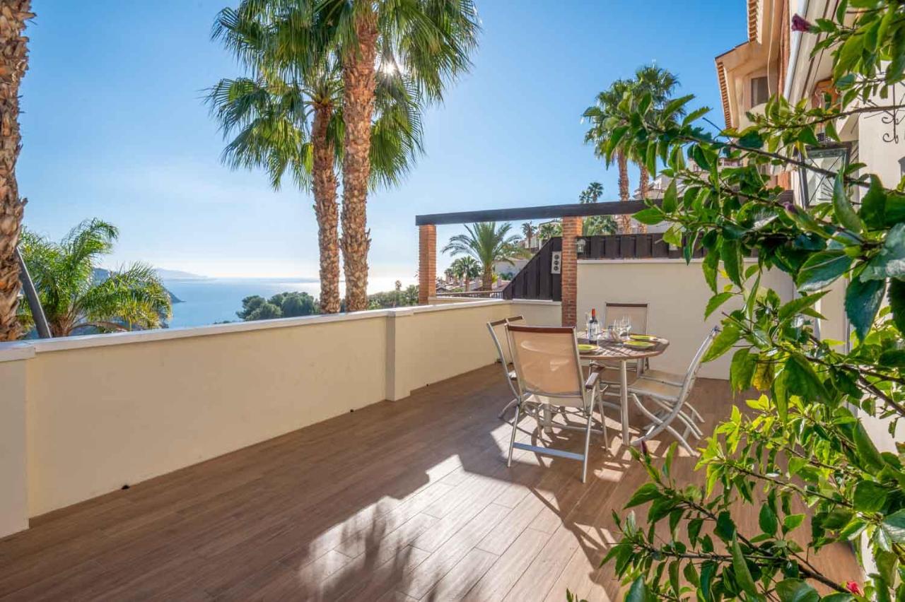 Villa Vista Almuñécar - B&B