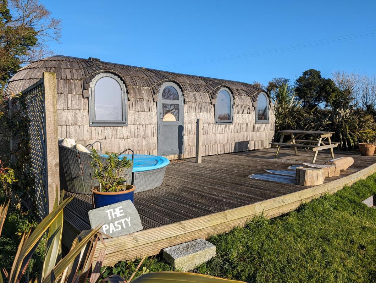 B&B East Looe - The Pasty - Lydcott Glamping - Bed and Breakfast East Looe