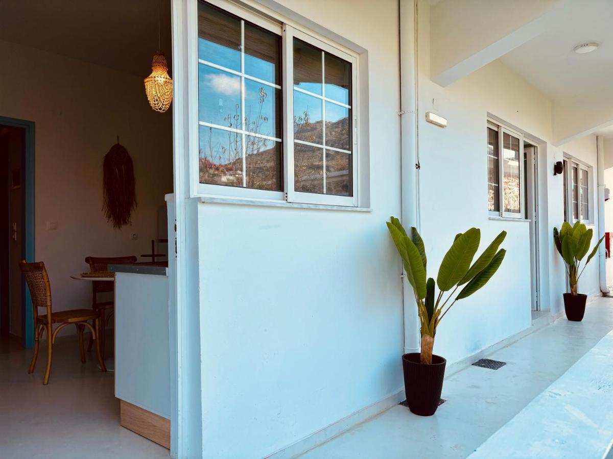 Afroditi Junior Suites - Bed and Breakfast