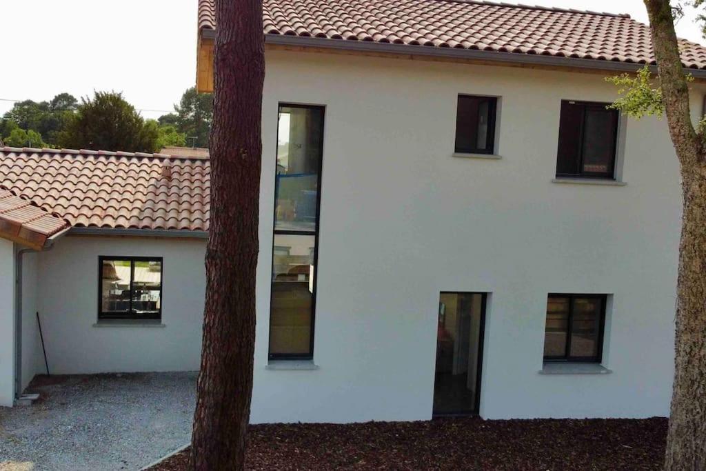 Villa confort piscine chauffée*/10KM CONTIS Plage - Chambres d’hôtes