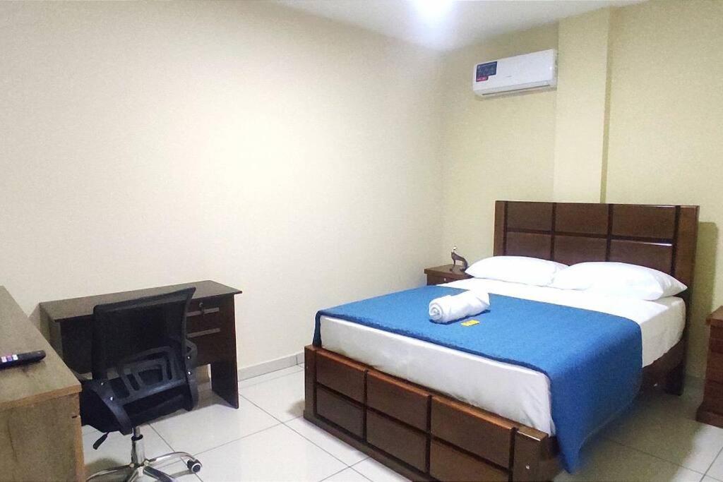 Céntrico Estudio Cruceño A/C 2 - Chambres d’hôtes Santa Cruz