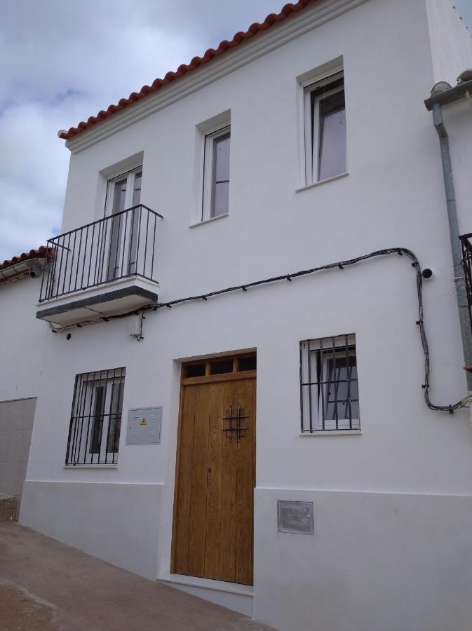 Casa Rural Sierra Guadalcanal - B&B