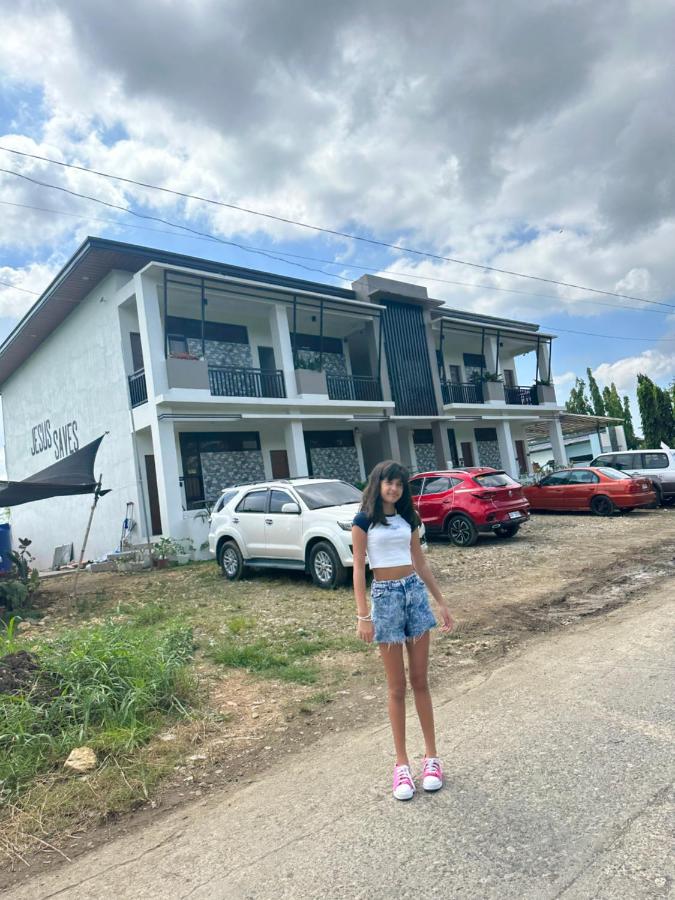 Kristinas Aparthotel Kabankalan - Ferienwohnung