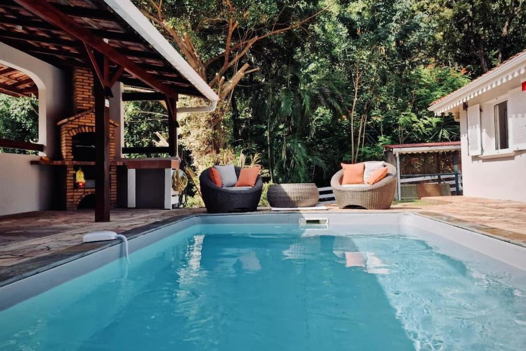 Villa Mahogany confort, spacieuse - Chambres d’hôtes Le François