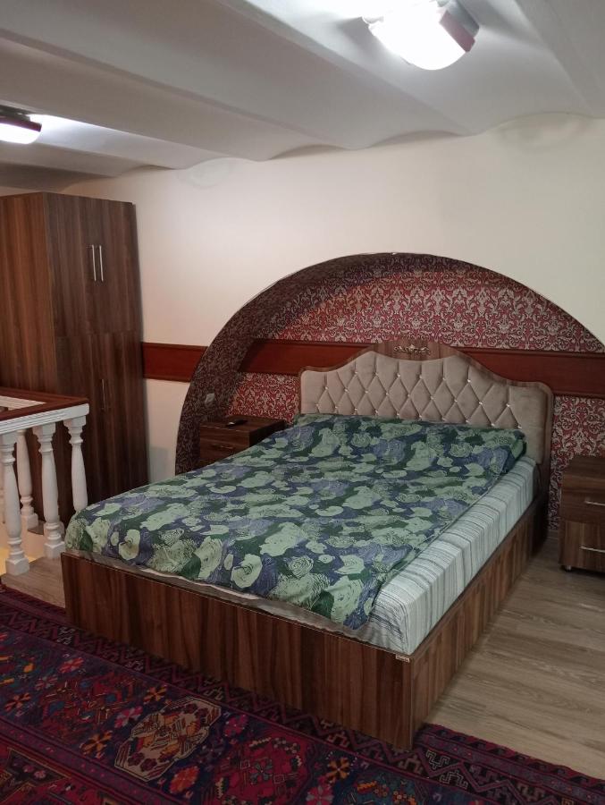Delux Duplex Apartment in Old City - B&B Baku