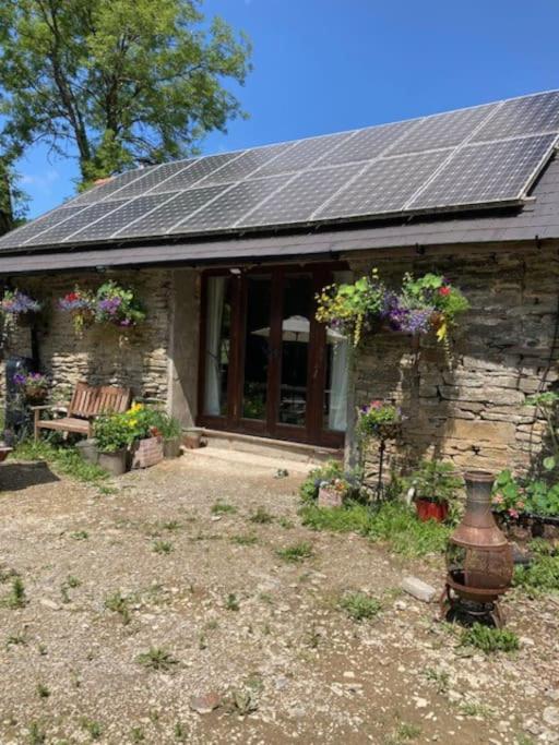 B&B Llandysul - Yr Ysgubor Converted milking parlour - Bed and Breakfast Llandysul