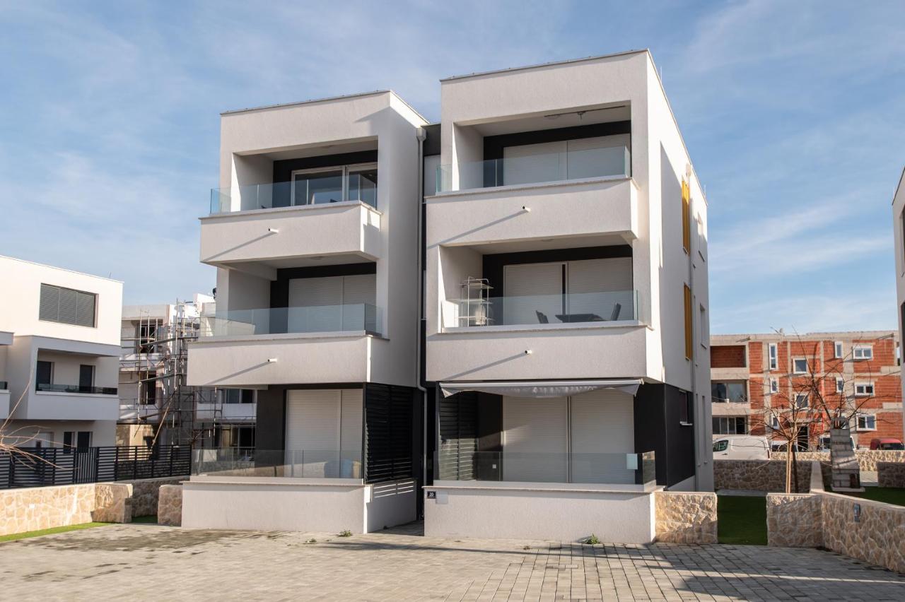 Apartments Olive Garden 2 - Chambres d'hôtes Novalja