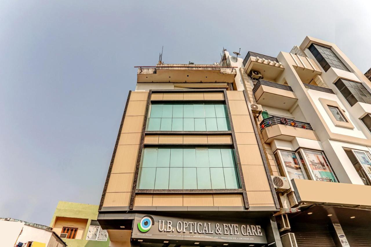 Prakash landmark - B&B