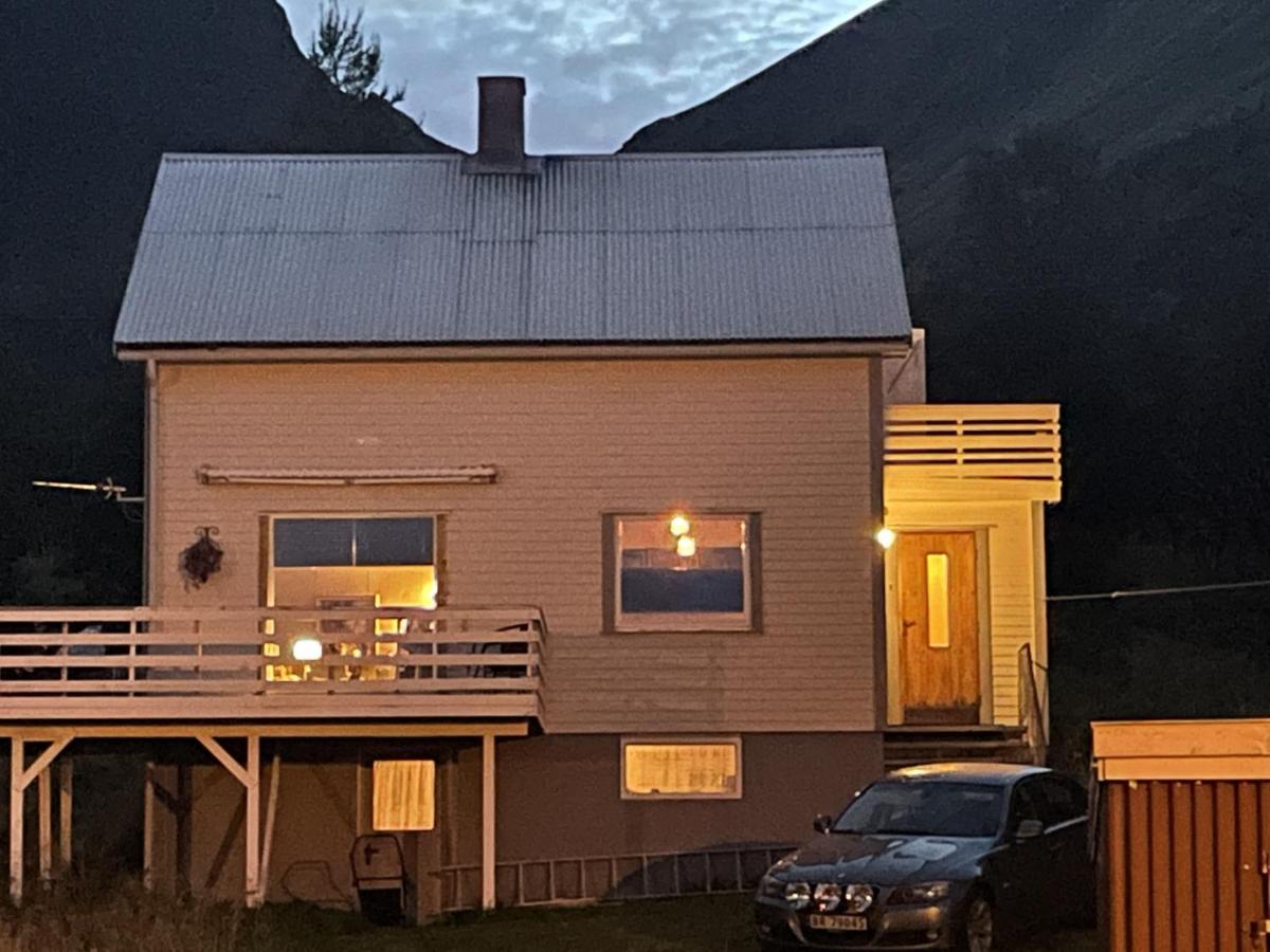 Smedvikhuset - B&B Allstad
