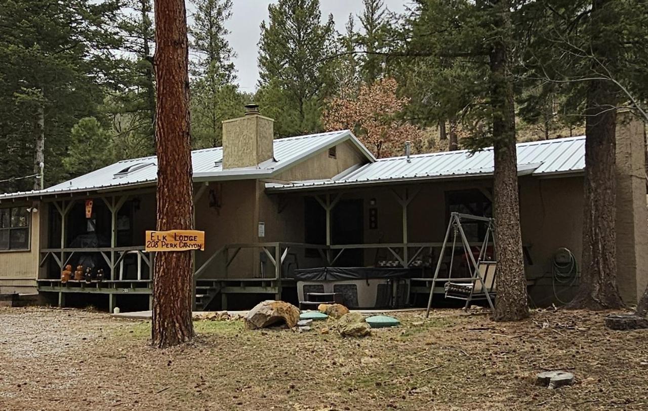 B&B Ruidoso - Elk Lodge - Bed and Breakfast Ruidoso