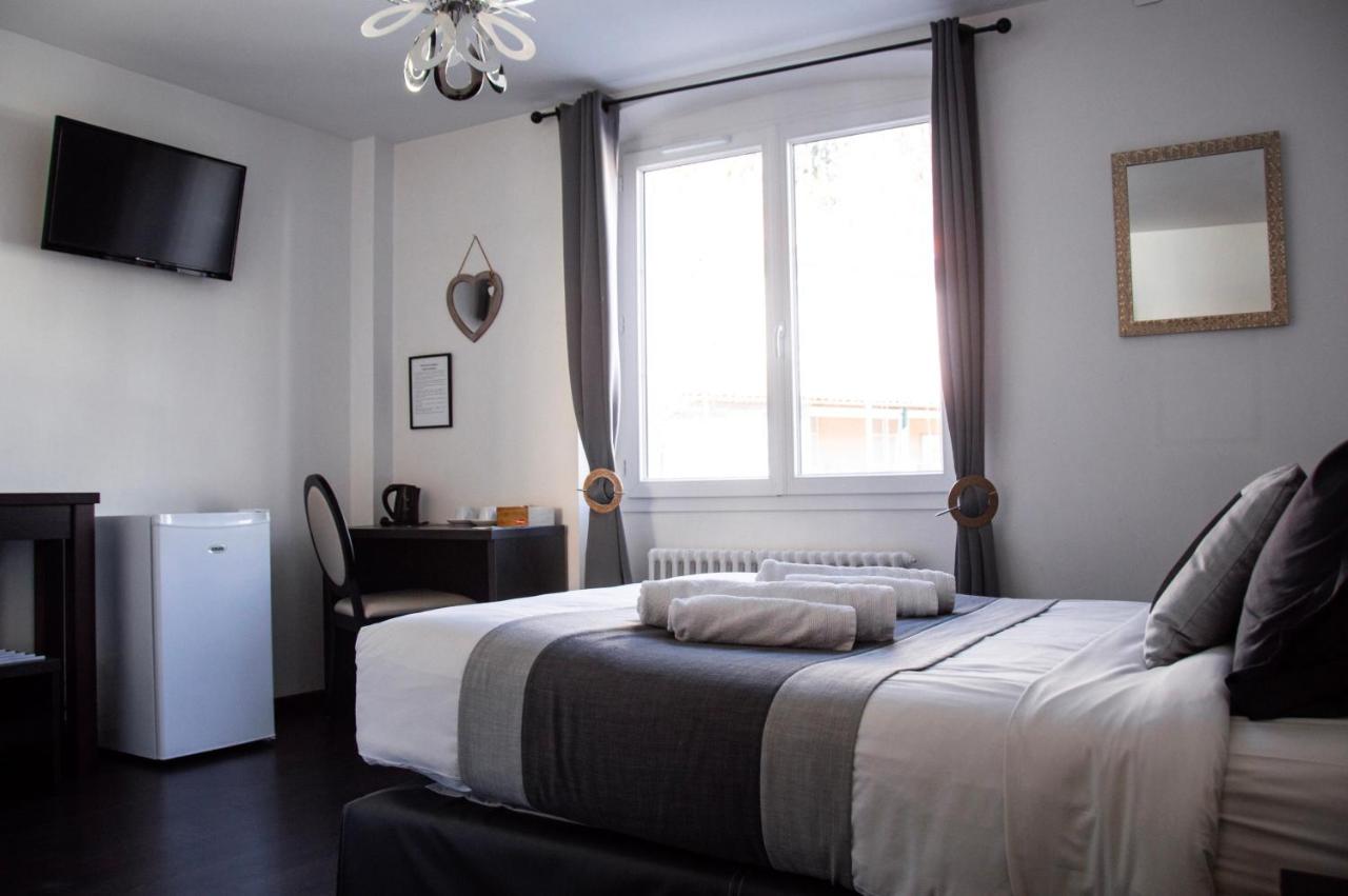 B&B Sisteron - Hôtel Le Tivoli - Bed and Breakfast Sisteron