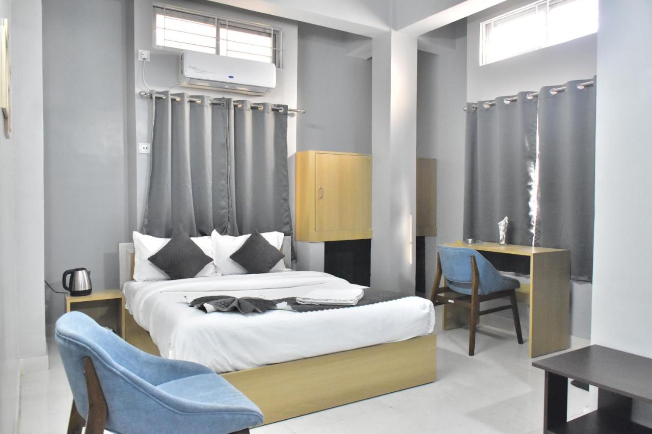 King Room with Lake View