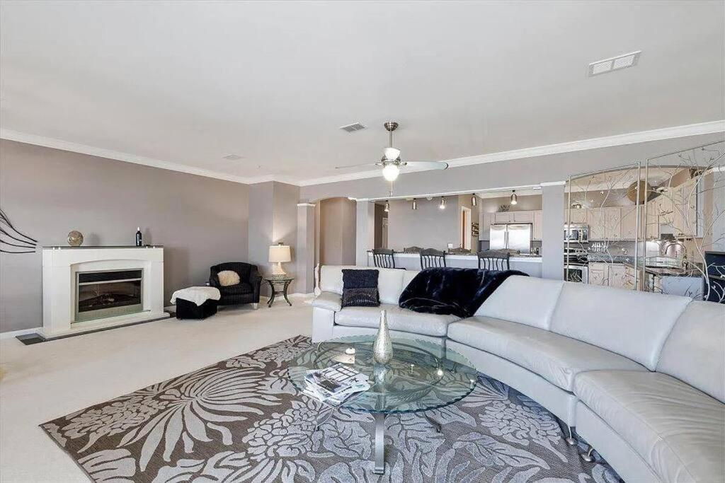 Harbor Central Penthouse - B&B