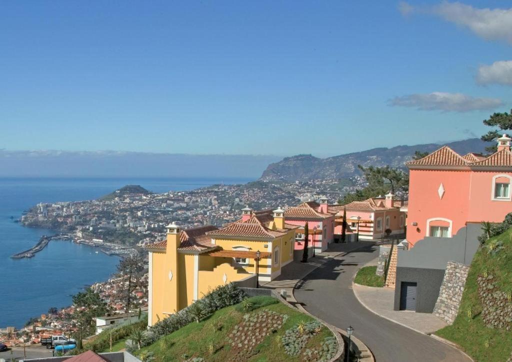 Villa Gasparini Palheiro Village by Holiday Rental Madeira - B&B