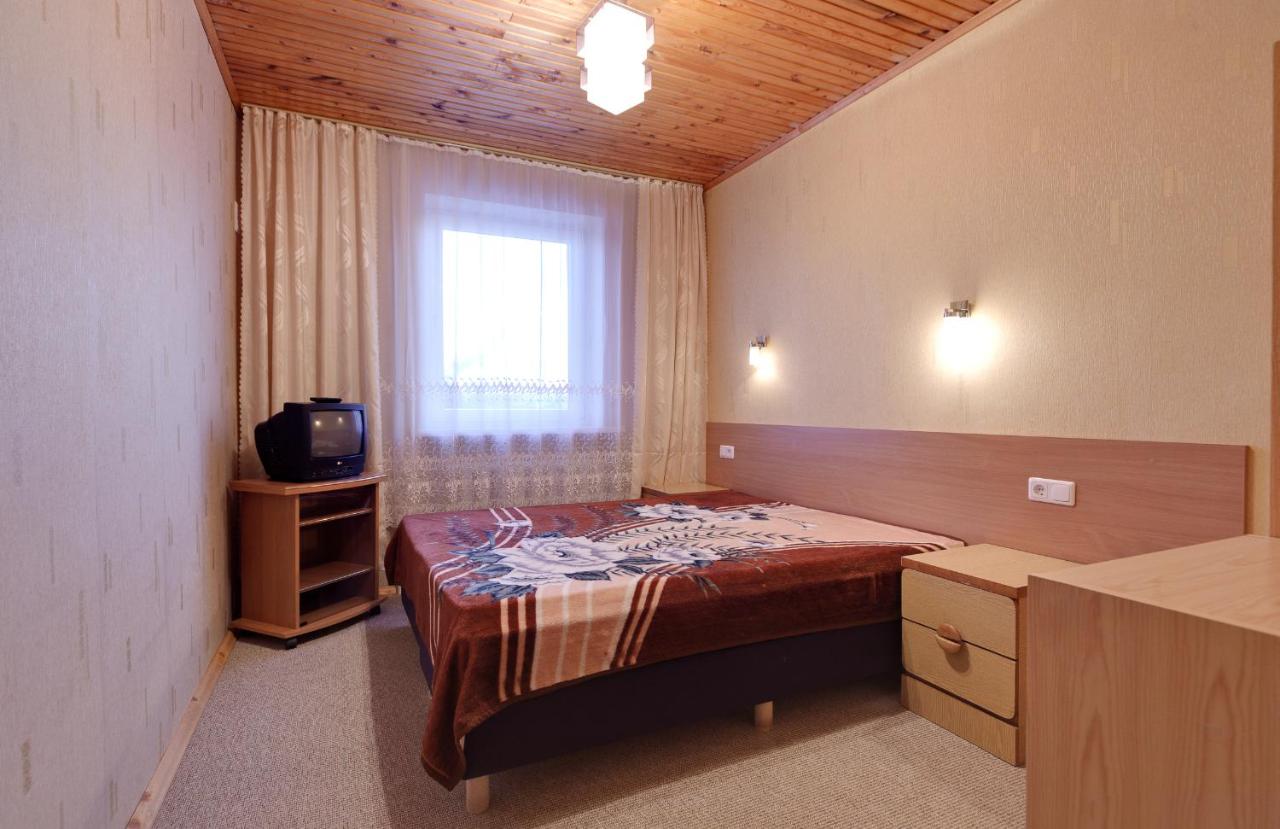 Two-Bedroom Apartment (4 Adults)