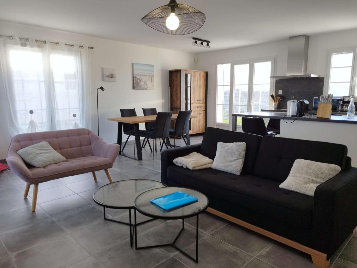 Maison lumineuse 3 ch avec jardin, 600m plage, WiFi, parking, 6 pers – Saint-Denis-d'Oléron - FR-1-778-16 - B&B