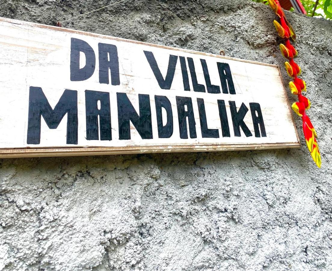 Da Villa Mandalika - B&B Katilampak