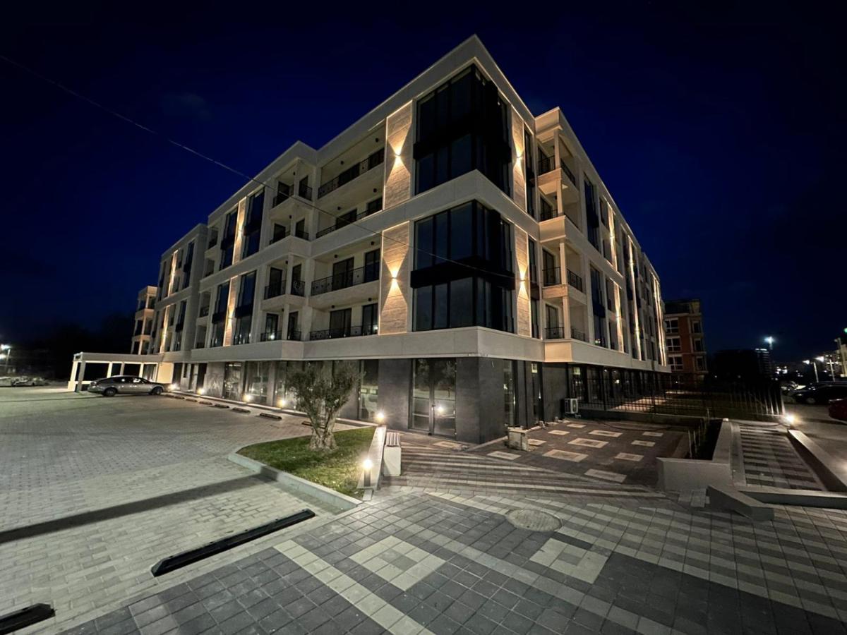 Regatta Park 2BR Exclusive Suite Parking Included - Chambres d’hôtes
