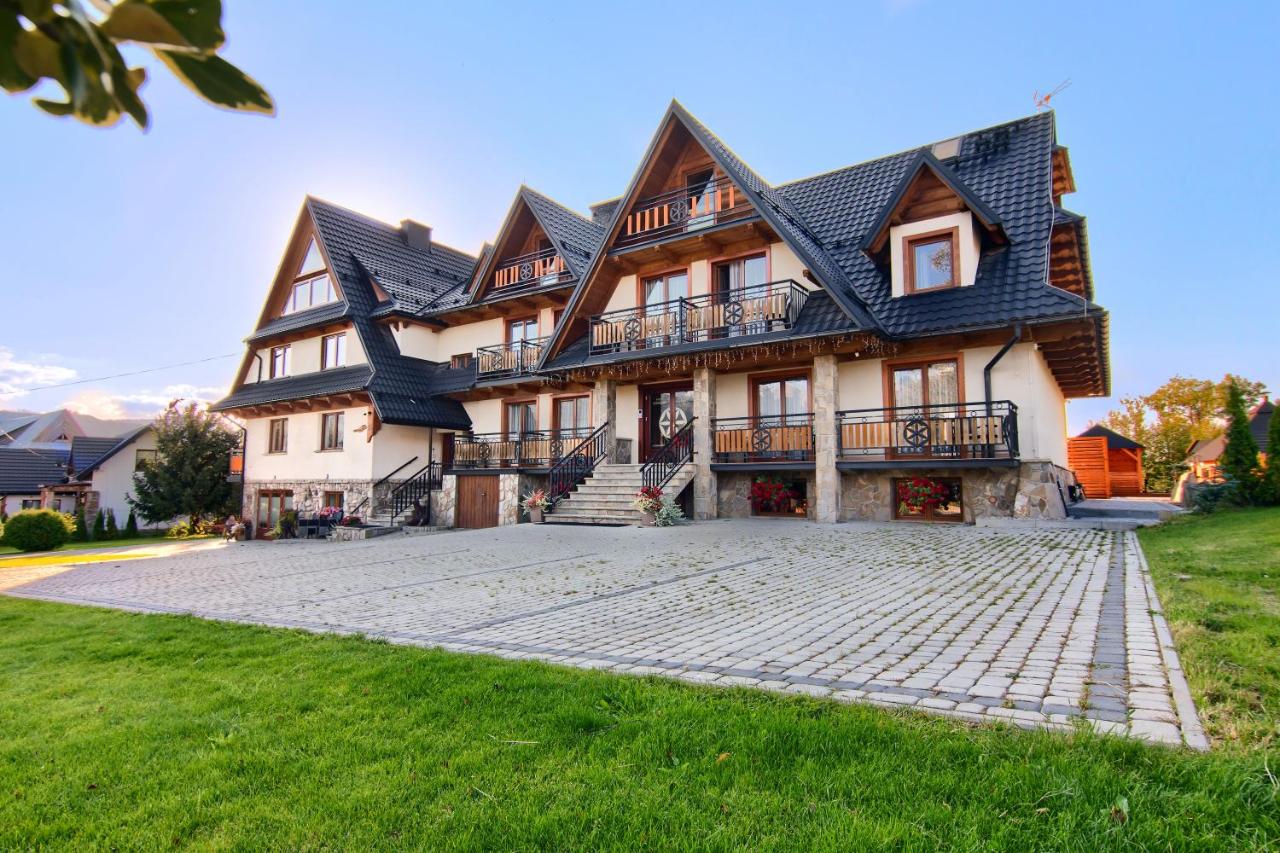Willa Królewska - Wellness SPA - widokowe Pokoje i Apartamenty - Bed and Breakfast