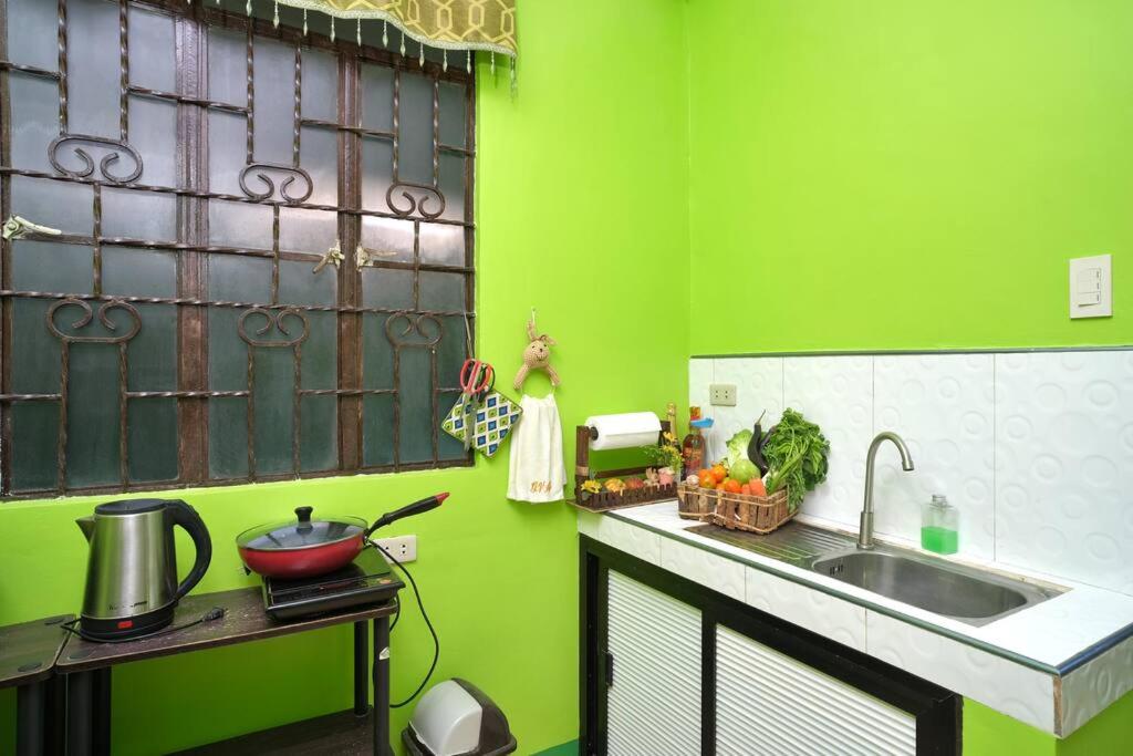 Golden V Executive Homes Unit H - Ferienwohnung Malolos City