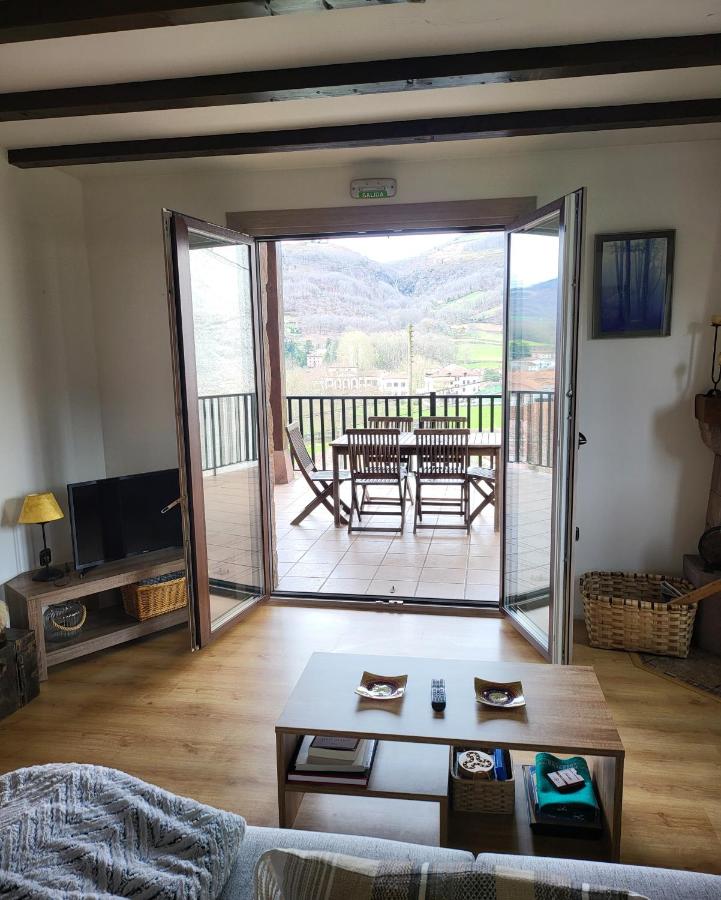 Casa Rural Larraldea - B&B Elizondo