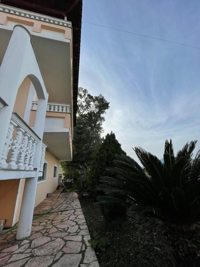 Villa Kapllani - B&B Delvinë