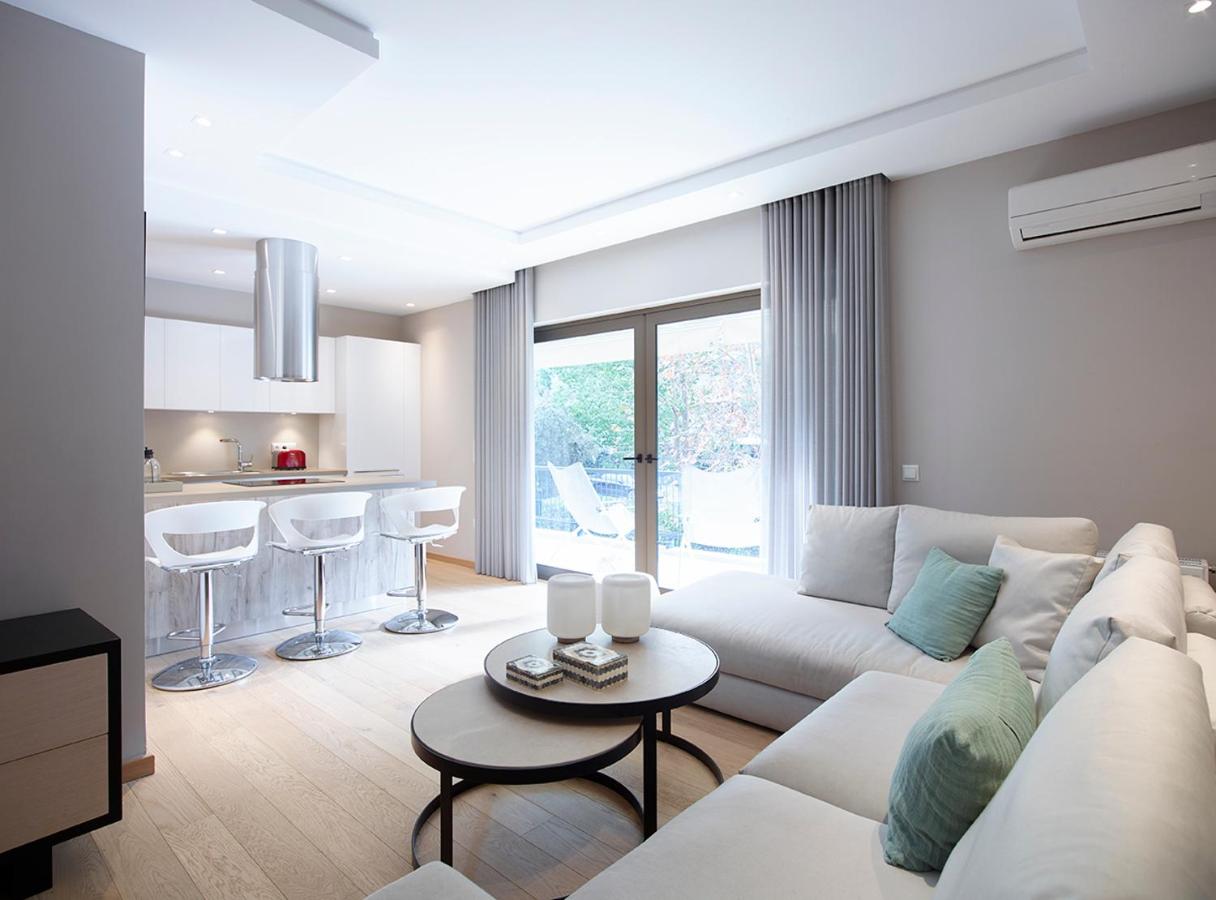 Athenian Riviera Exclusive flat , Athens Greece - B&B Atenas