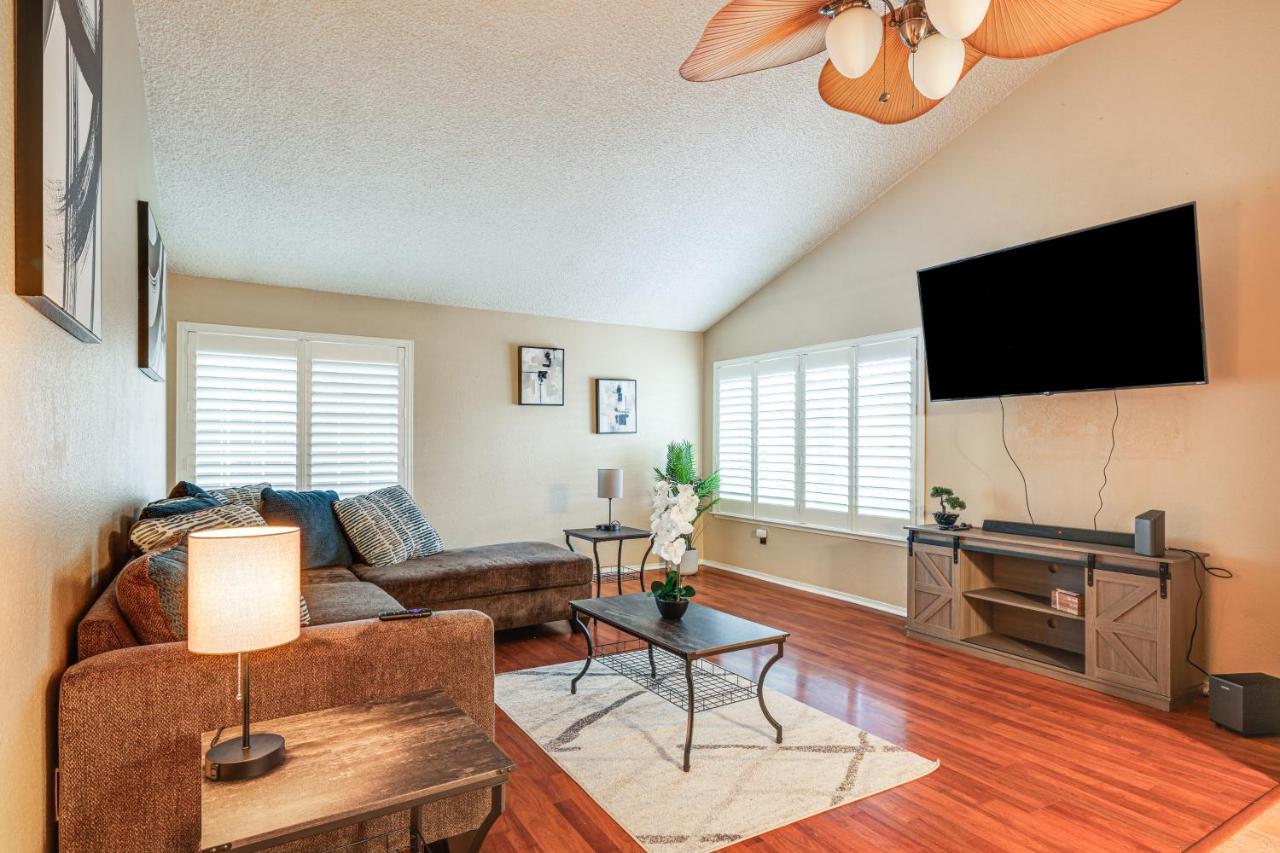 Modesto Vacation Home 6 Mi to Downtown! - Ferienwohnung Modesto