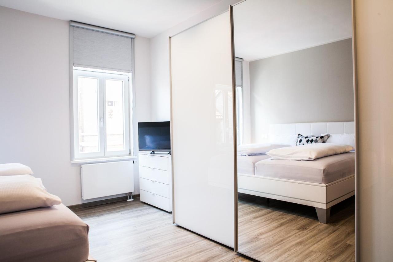 Apartment with Terrace K