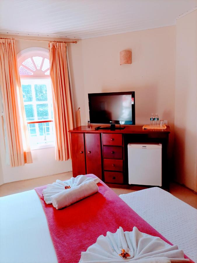 Chambre Deluxe Double ou Lits Jumeaux