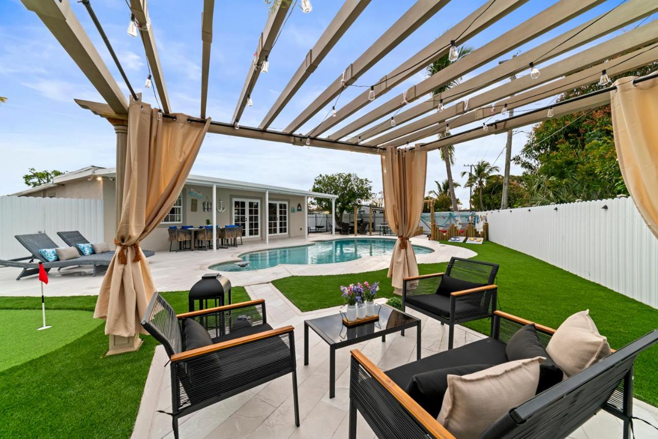 Paradise Villa! Heated Pool, Game Room, Beach near! - B&B