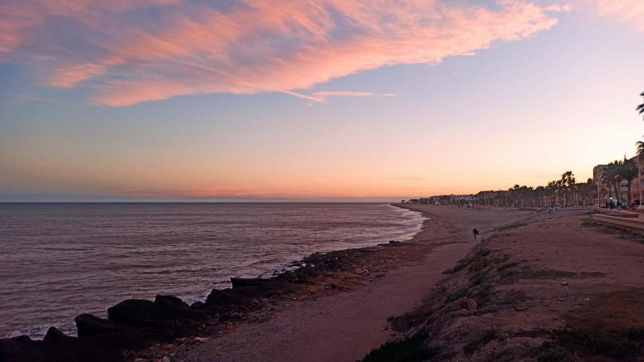 Apartamento Mis Dos Soles - 7 min a pie de Playa - Chambres d’hôtes