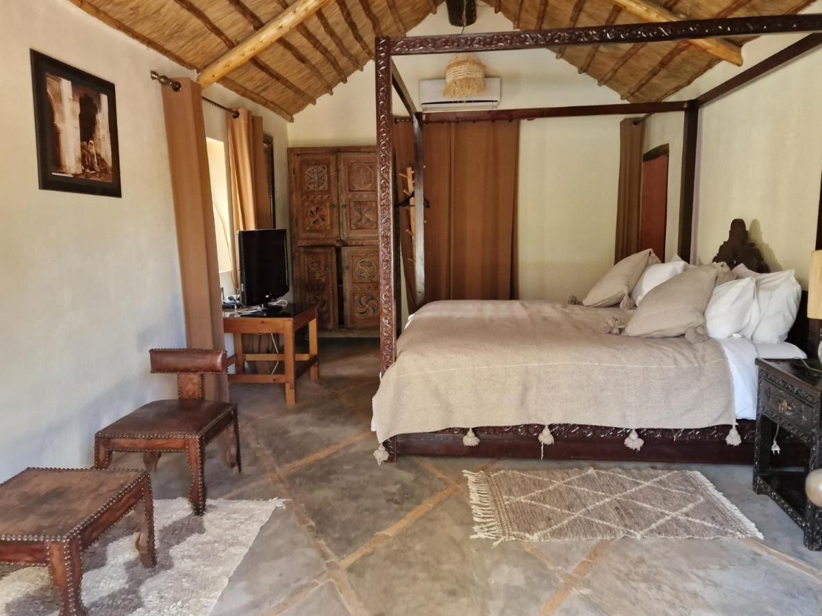 Queen Room with Pool View