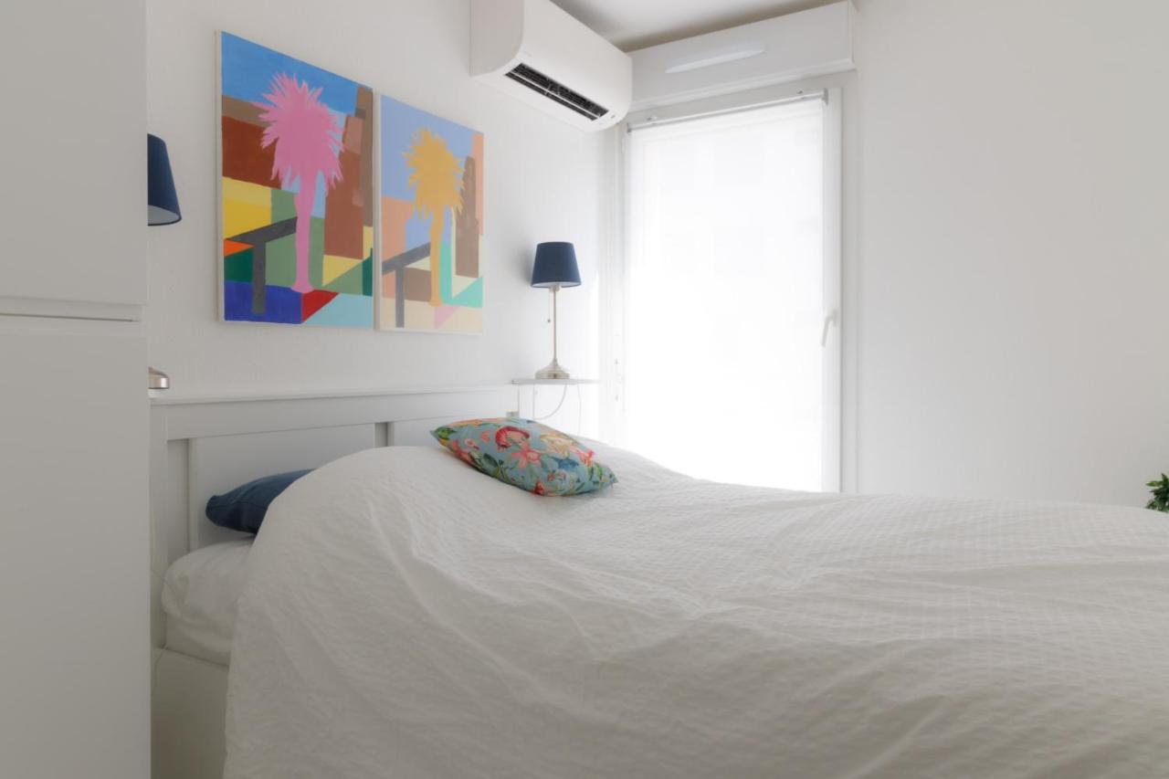 appartement résidence riviera avec piscine - B&B Le Lavandou