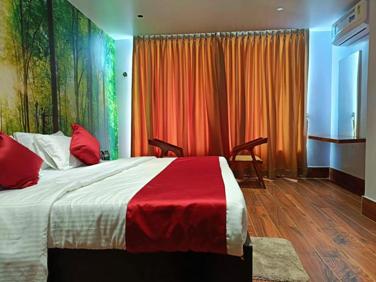 B&B Bongaigaon - Universal Hotel - Bed and Breakfast Bongaigaon