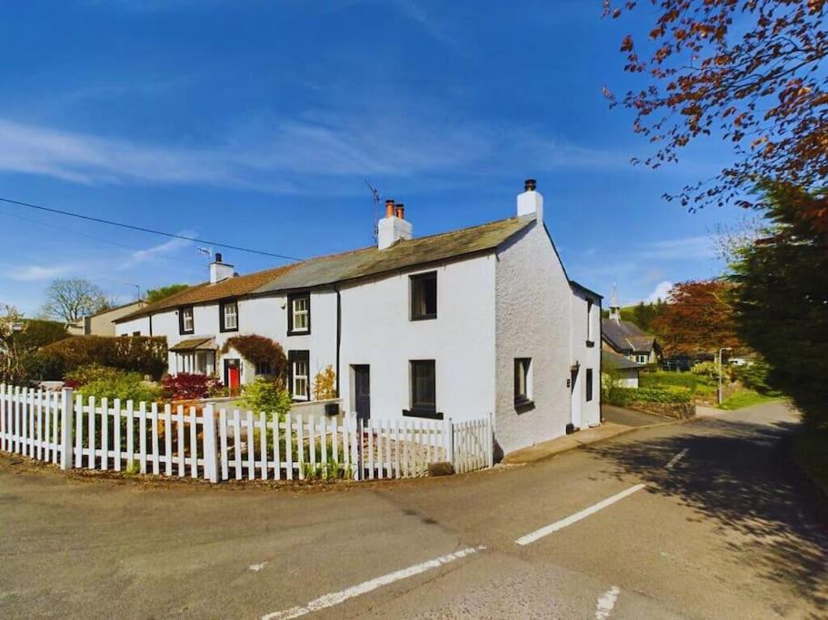 Luxury Lake District Retreat above Ennerdale - B&B